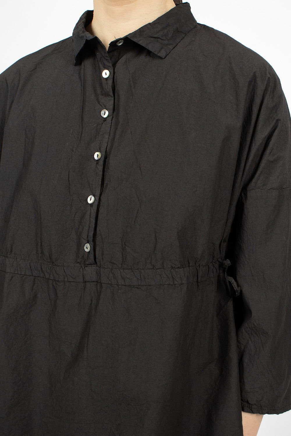 12_117 Drawstring Collar Shirt TC Black