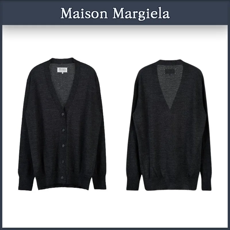 Maison Margiela  |Street Style Cardigans